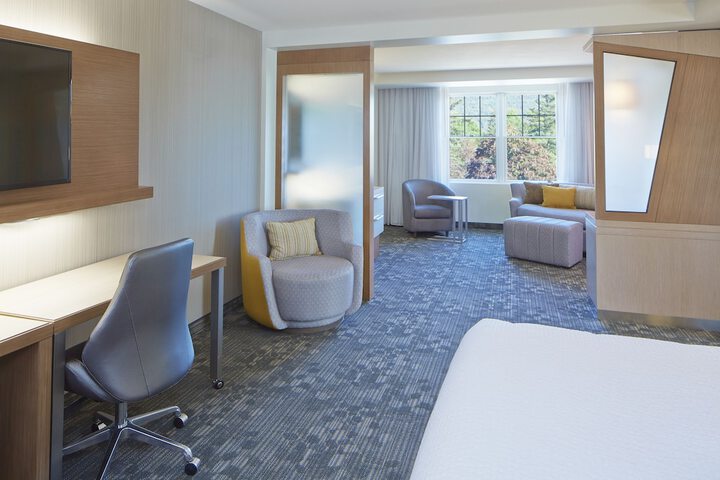 Courtyard by Marriott Lake George