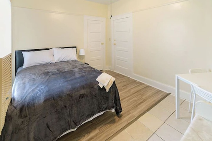 Room 25 of 70