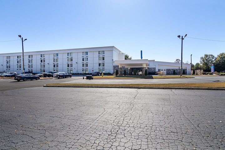 Hotel 2 of 31
