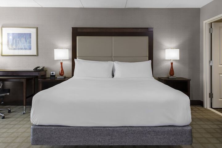 Room 25 of 60
