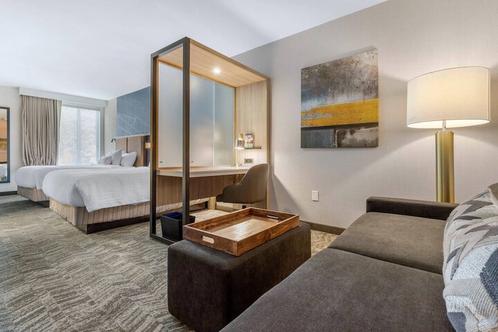 Room 13 of 35