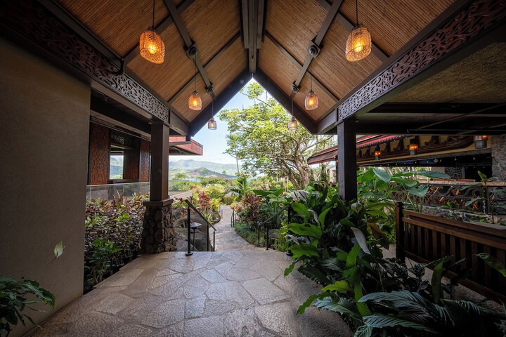 Hanalei Bay Resort