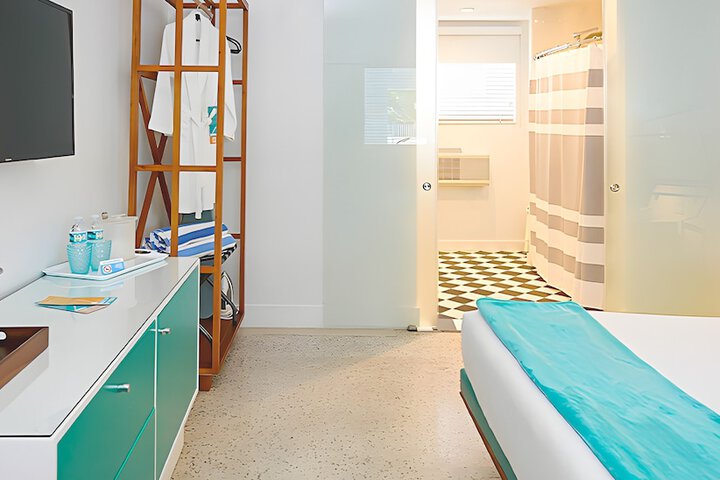 Room 48 of 67