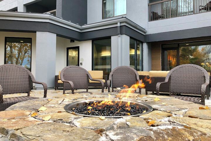 Courtyard by Marriott Burlington Williston