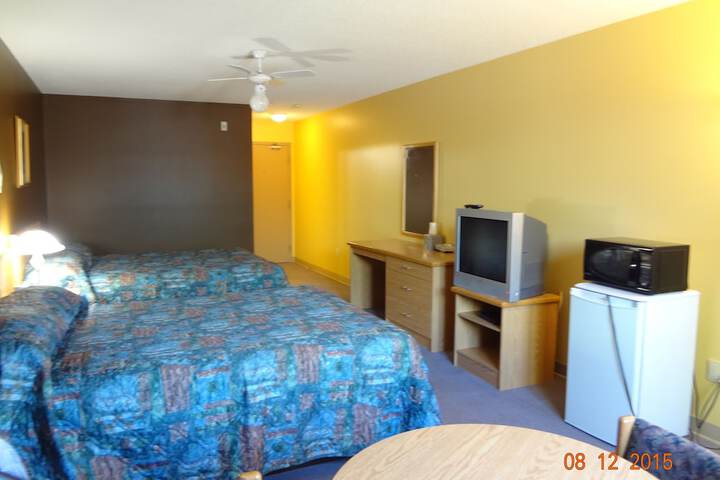 Room 27 of 63