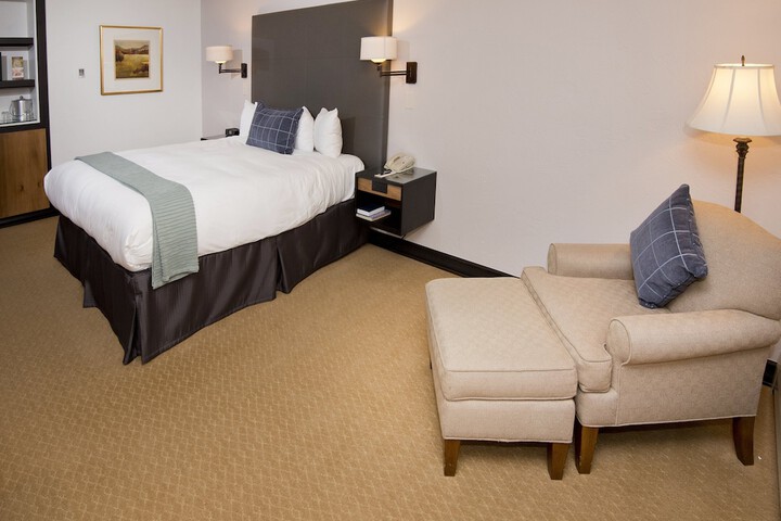 Room 162 of 242
