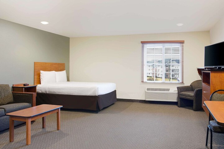 Room 18 of 22