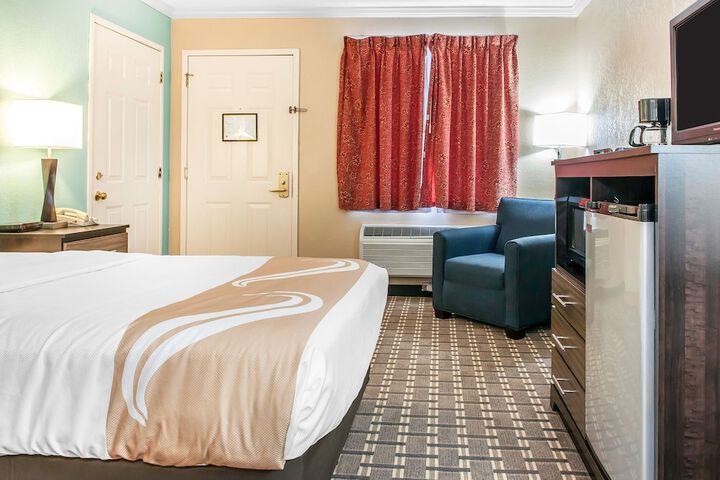 Room 7 of 23