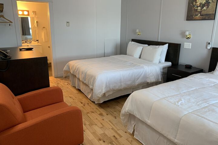 Room 42 of 71
