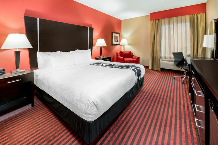 Room 17 of 31