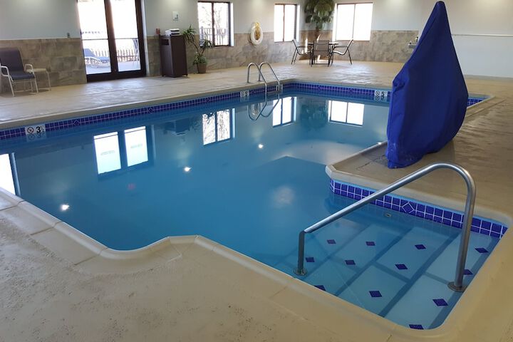 Pool 8 of 50