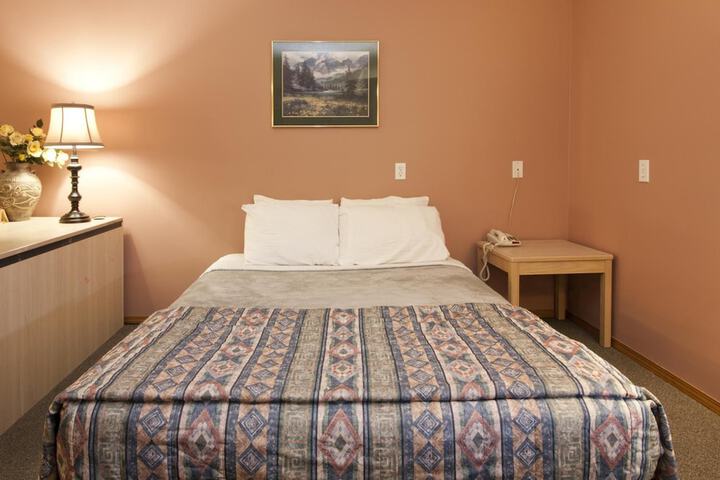 Room 22 of 37