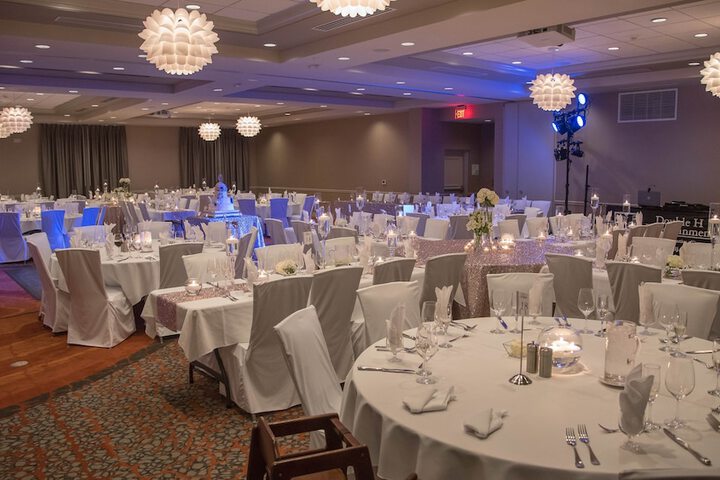 Holiday Inn Hotel & Suites Davenport by IHG