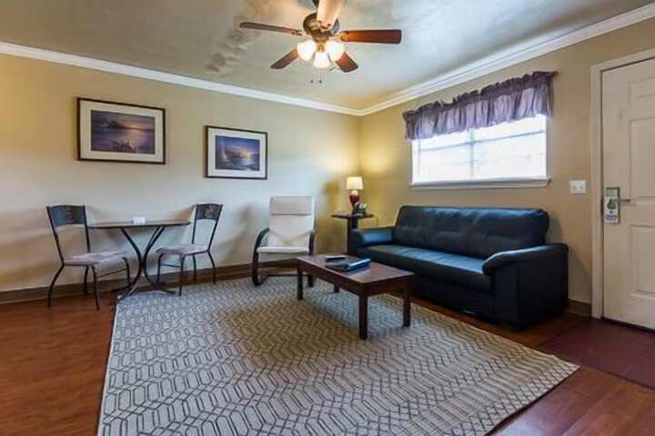 Room 41 of 111