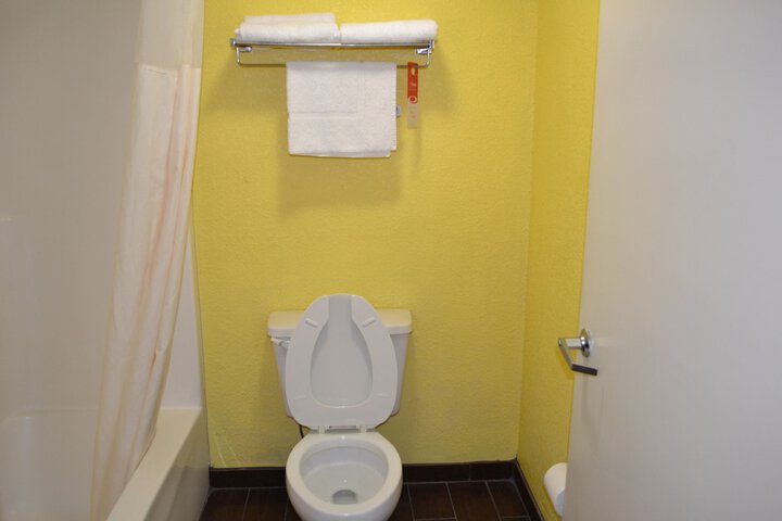 Room 20 of 29