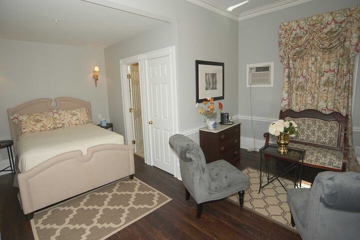 Room 90 of 183
