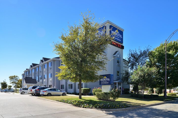 Hotel 2 of 32