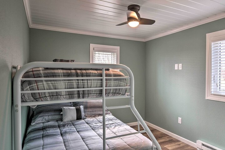 The Lakefront Home - 5 Minutes From Detroit Lakes!