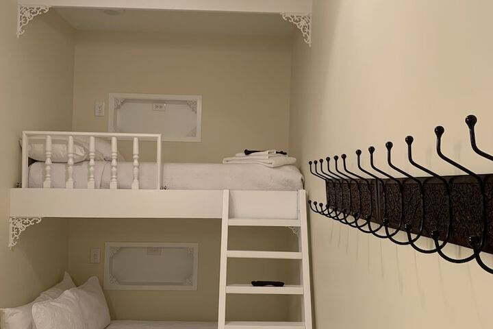Room 38 of 47