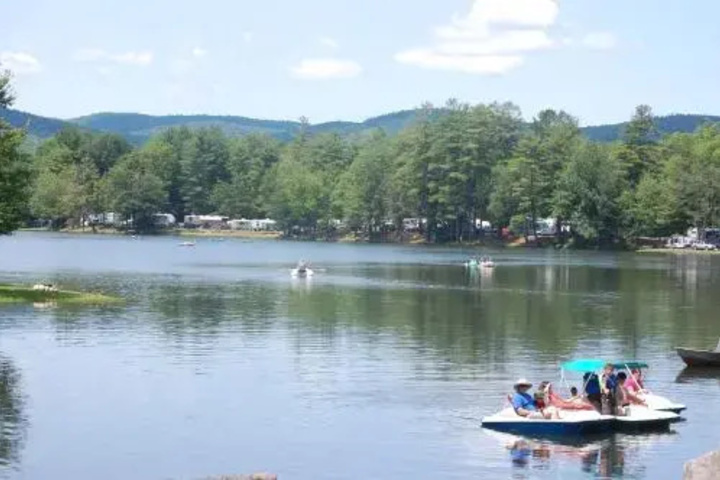 Alpine Lake Lakefront Cabin 8
