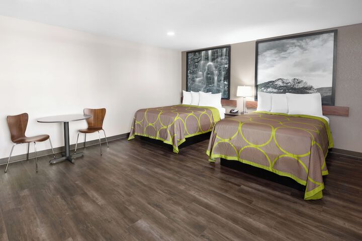 Room 21 of 31