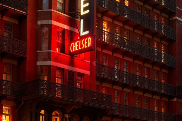 Hotel 2 of 73