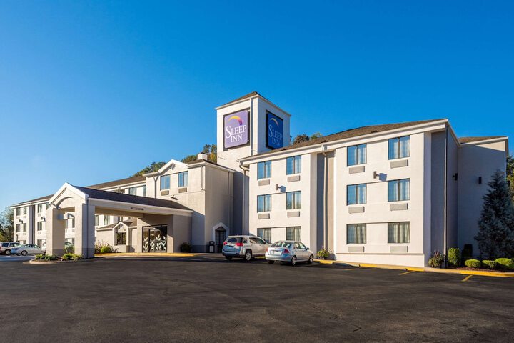 Hotel 2 of 30