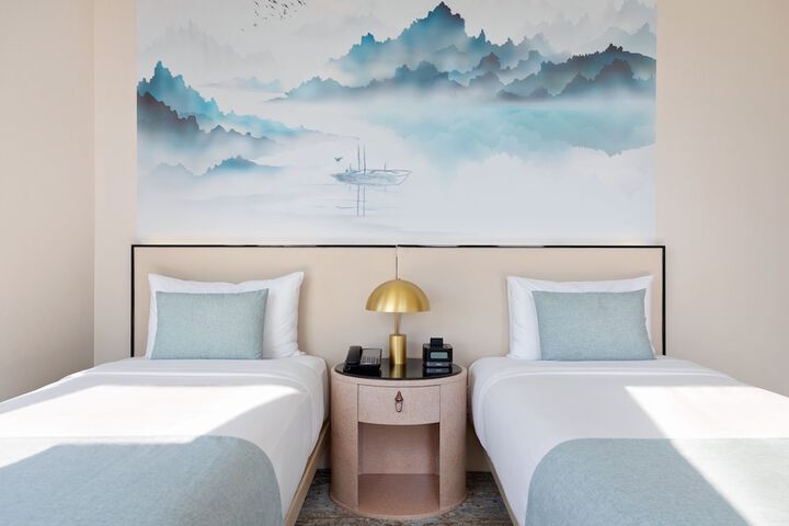 Room 40 of 61