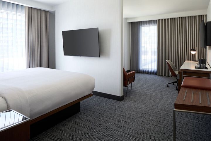Courtyard by Marriott Montreal Laval