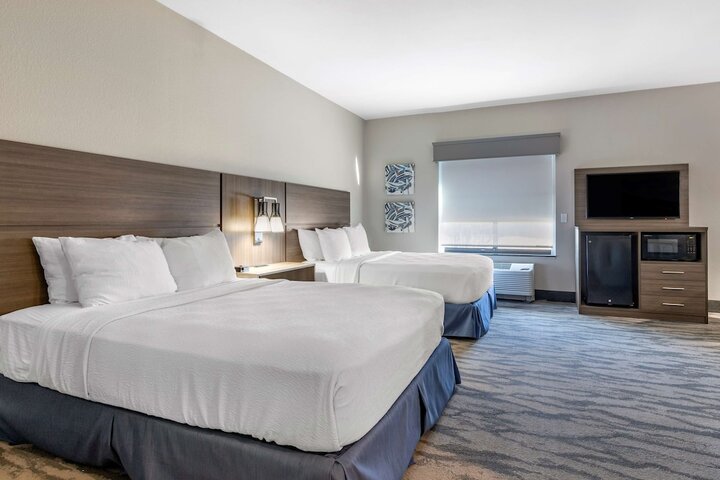 Room 18 of 24
