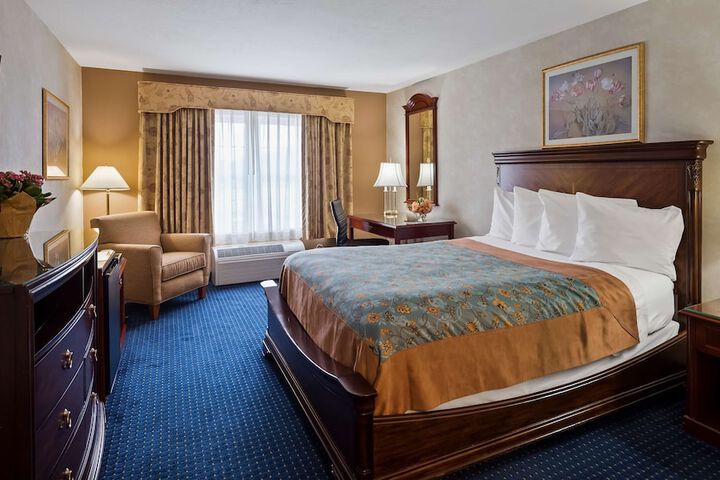 Room 16 of 33