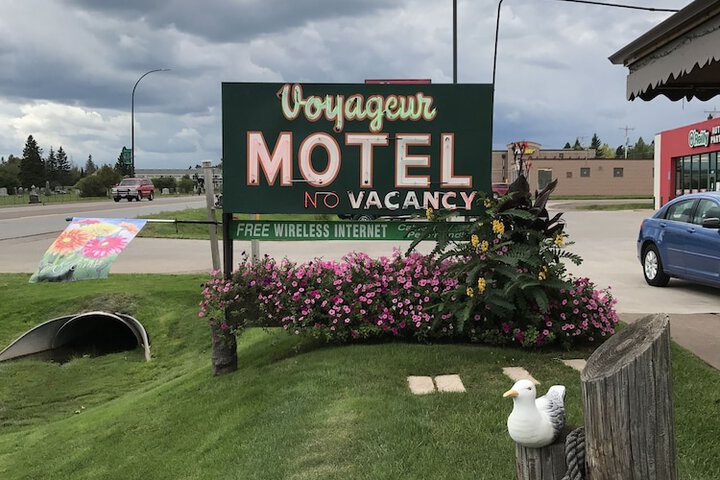 Voyageur Motel