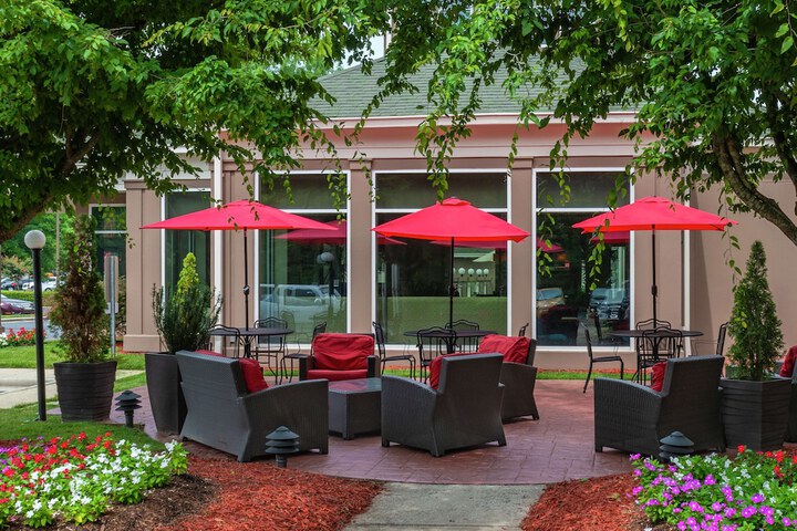 Terrace/Patio 36 of 40