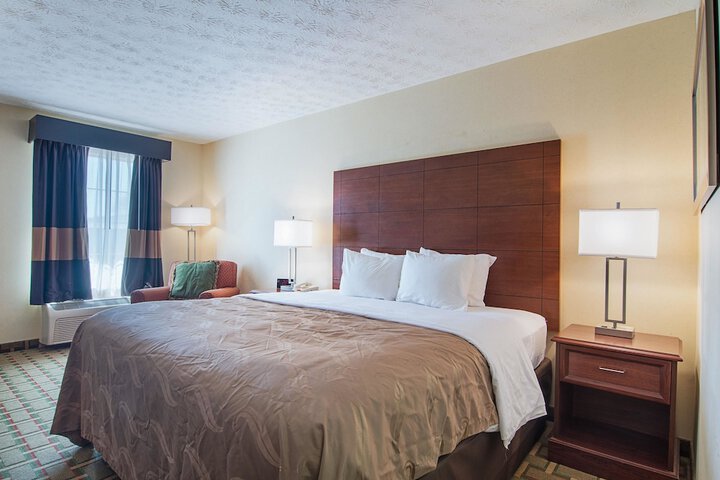Room 13 of 29