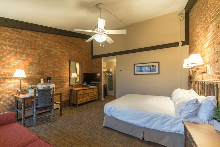 Room 15 of 59