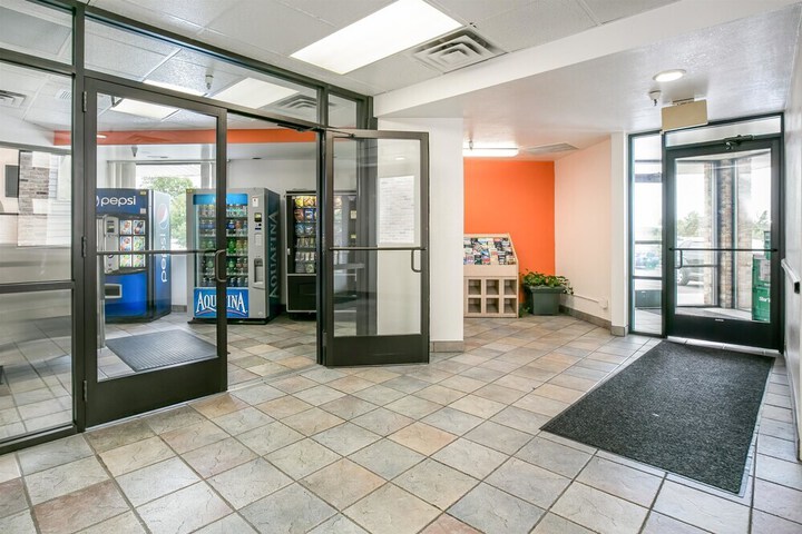 MOTEL 6 MINNEAPOLIS AIRPORT - MALL OF AM