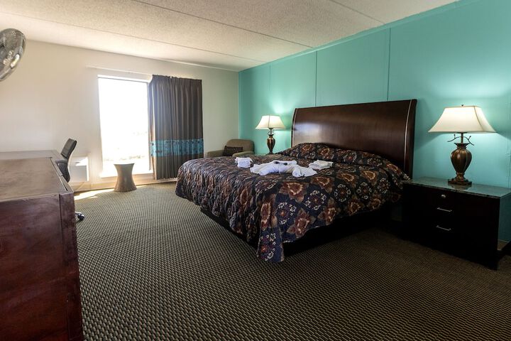 Room 14 of 34