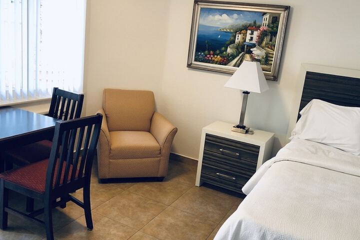 Room 35 of 60