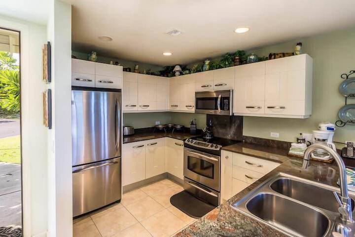Luxury at Na Hale O Keauhou #N1