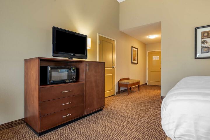 Room 6 of 21