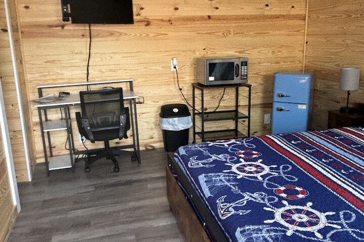 Room 25 of 68