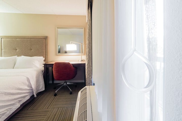 Room 45 of 96