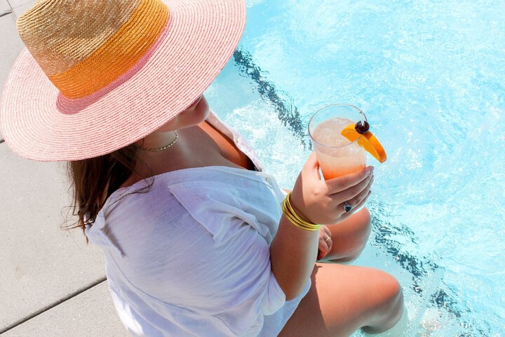 Pool 10 of 82
