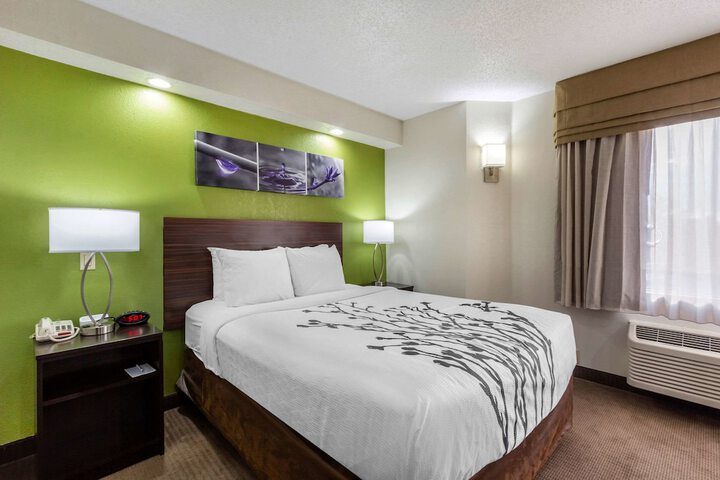 Room 21 of 45