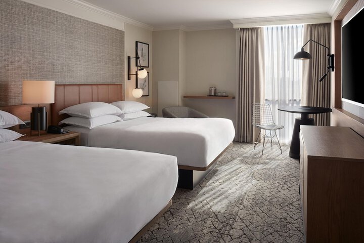 Room 34 of 117