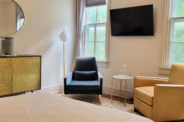 Pinetown Bridge Bnb LLC