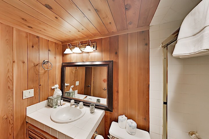 Room 8 of 23