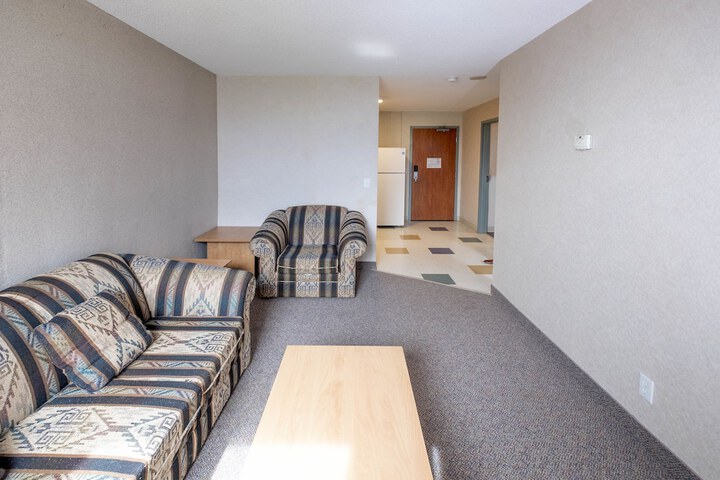 Residence & Conference Centre - Barrie