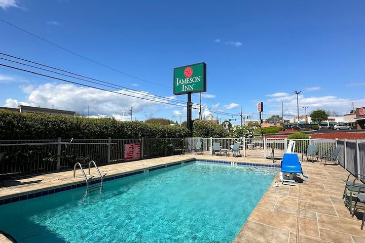 Jameson Inn Winder