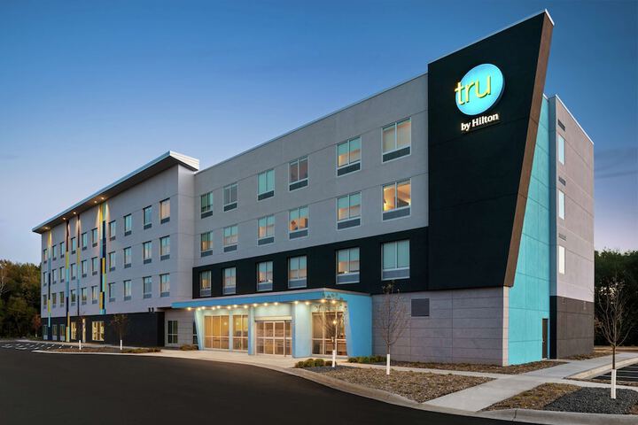 Hotel 2 of 34